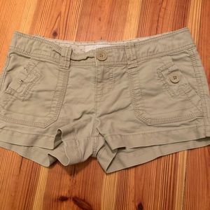 Women’s khaki shorts